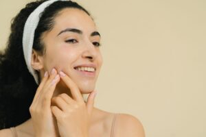 Pimple FAQ: Common Questions and Evidence-Based Answers - Featured image