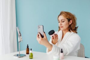 How to Verify Lifestyle and Acne Claims in 2026: FDA and dermatology sources, Evidence, and Red Flags - Featured image