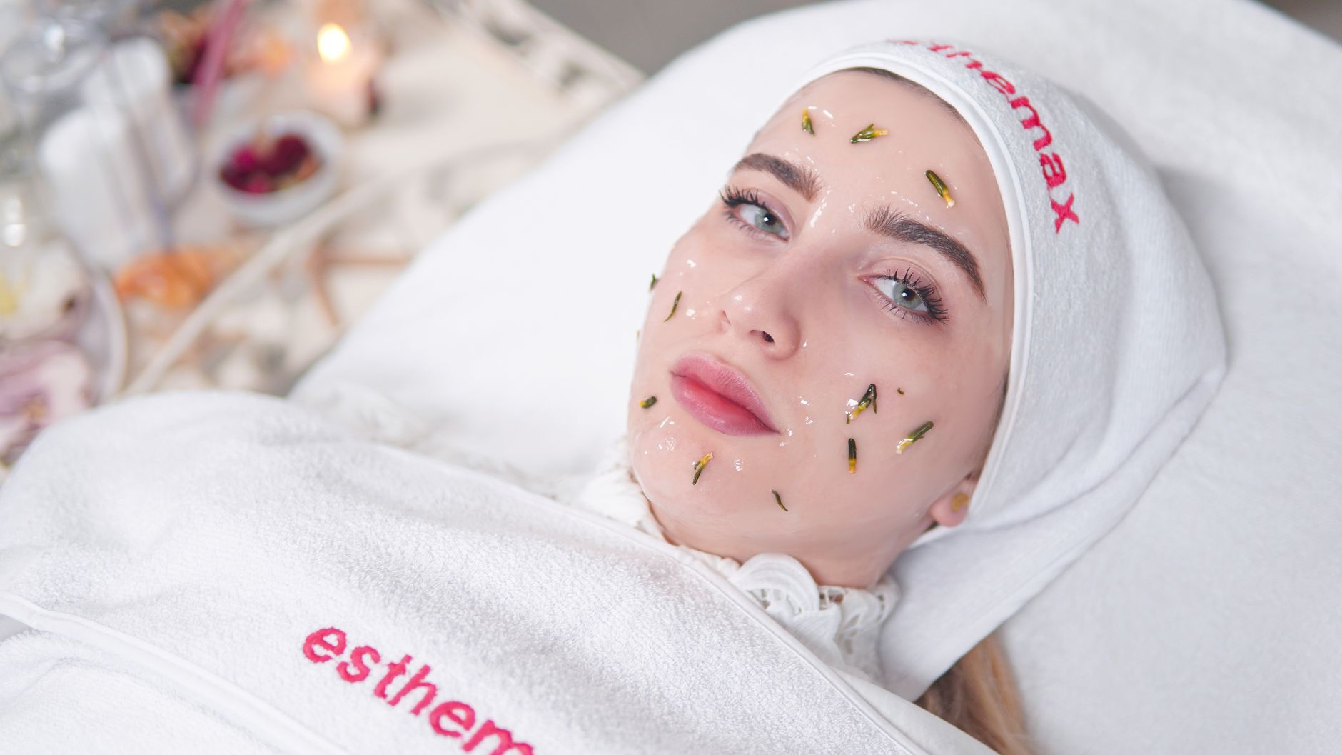 Acne Facial: What Current Evidence Actually Supports - Featured image