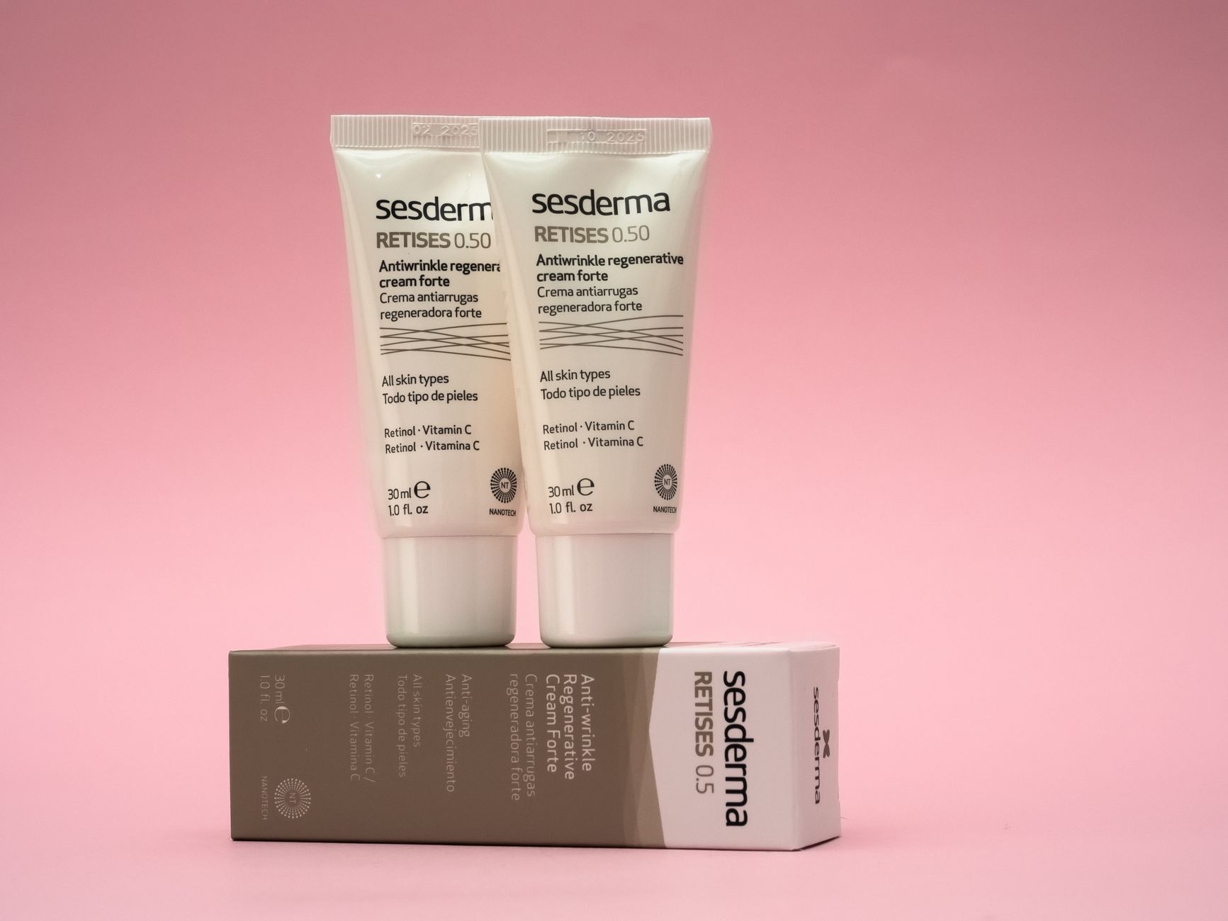 Adapalene vs Retinol for Acne: Which Fits a Beginner Routine? - Featured image