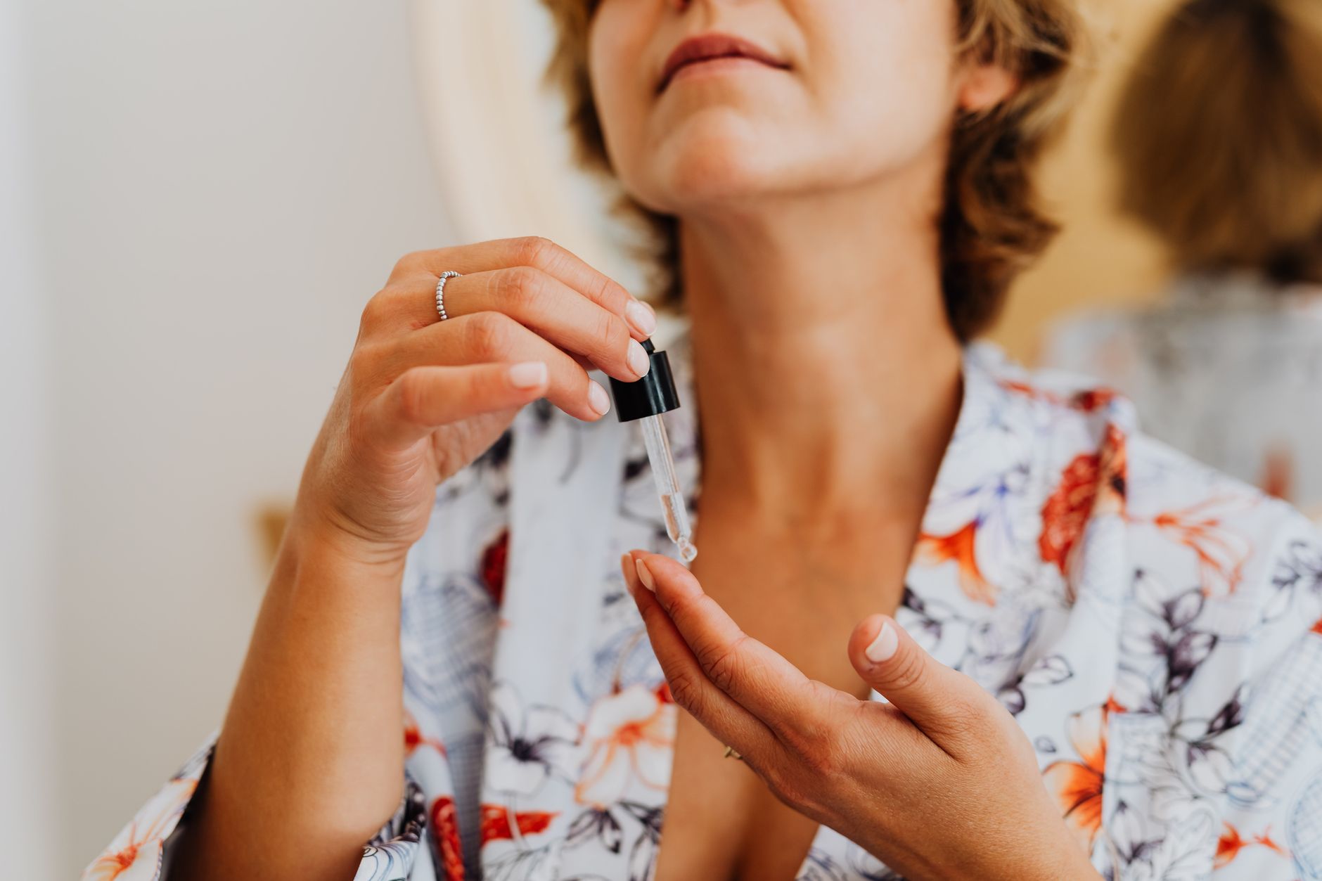 Adult Female Acne Antiandrogen Treatments in a 2026 Review: What the Findings Mean for Adults With Persistent Acne - Featured image
