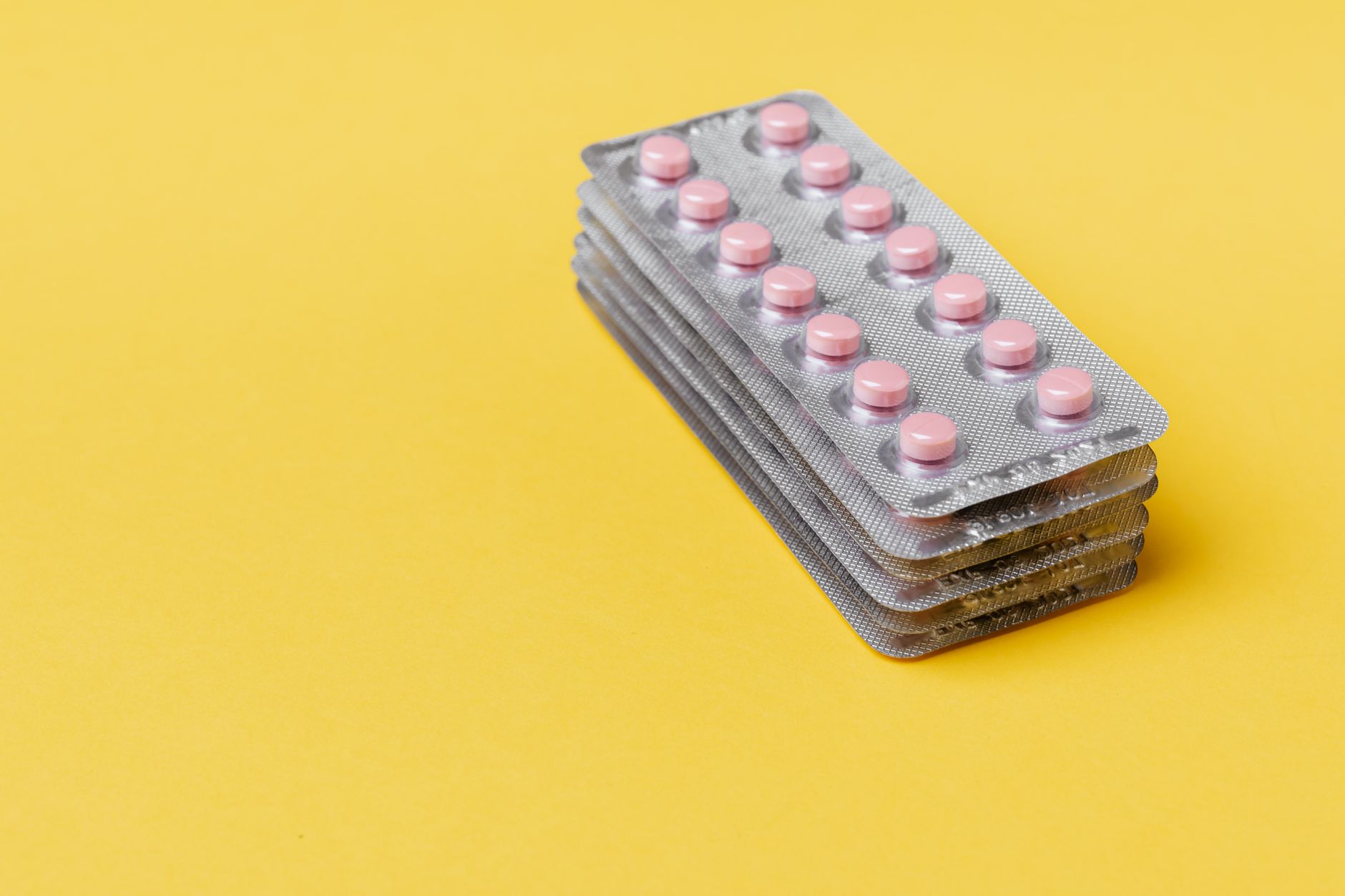 Antibiotic Resistance Acne Update 2026: Evidence and Open Questions - Featured image