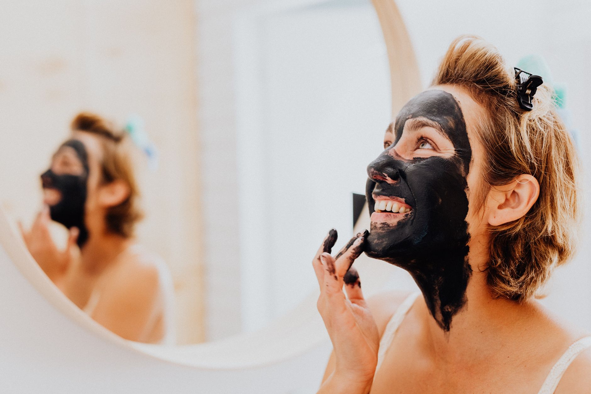 Charcoal Face Wash for Blackhead and Acne Control: Does It Work? - Featured image