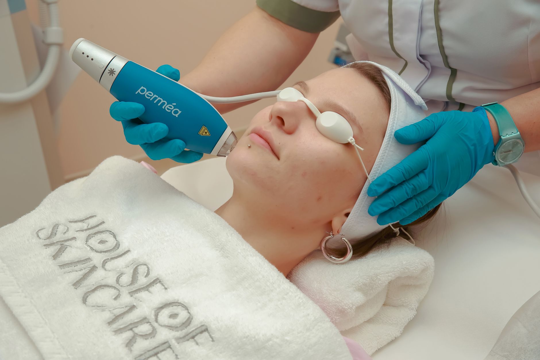 Fractional Laser Acne: What Current Evidence Actually Supports - Featured image