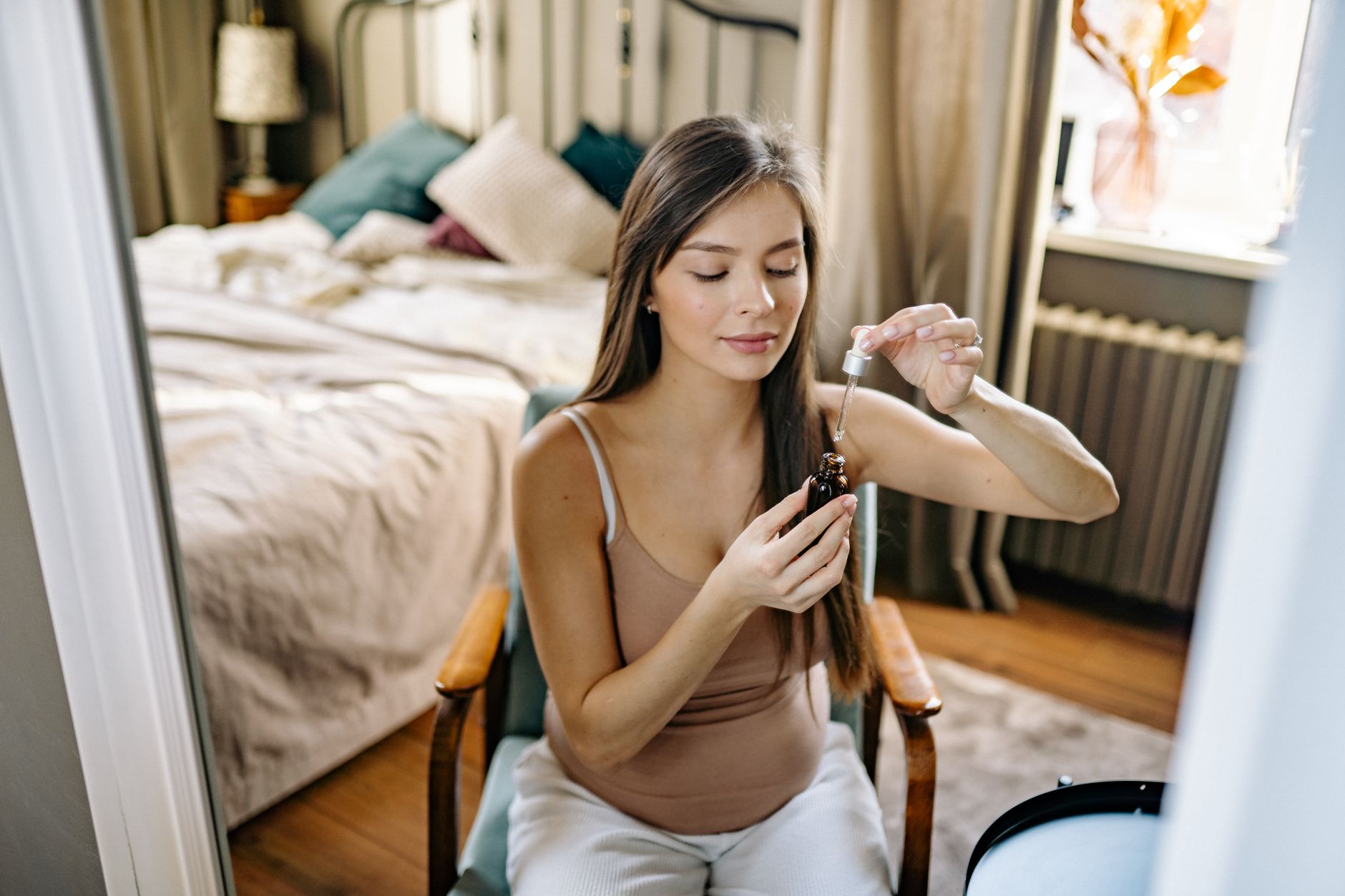 How Long Does Pregnancy Acne Last After Delivery? - Featured image