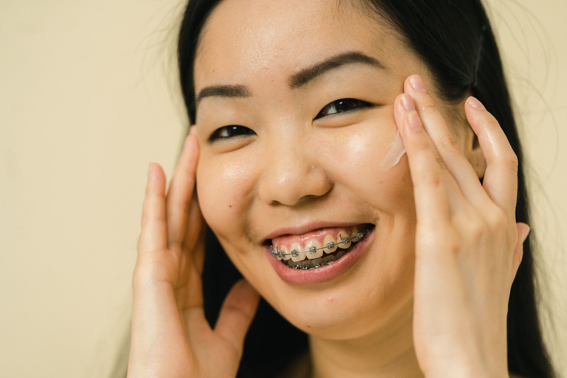 How Long Does Salicylic Acid Take to Clear a Teen Breakout? - Featured image