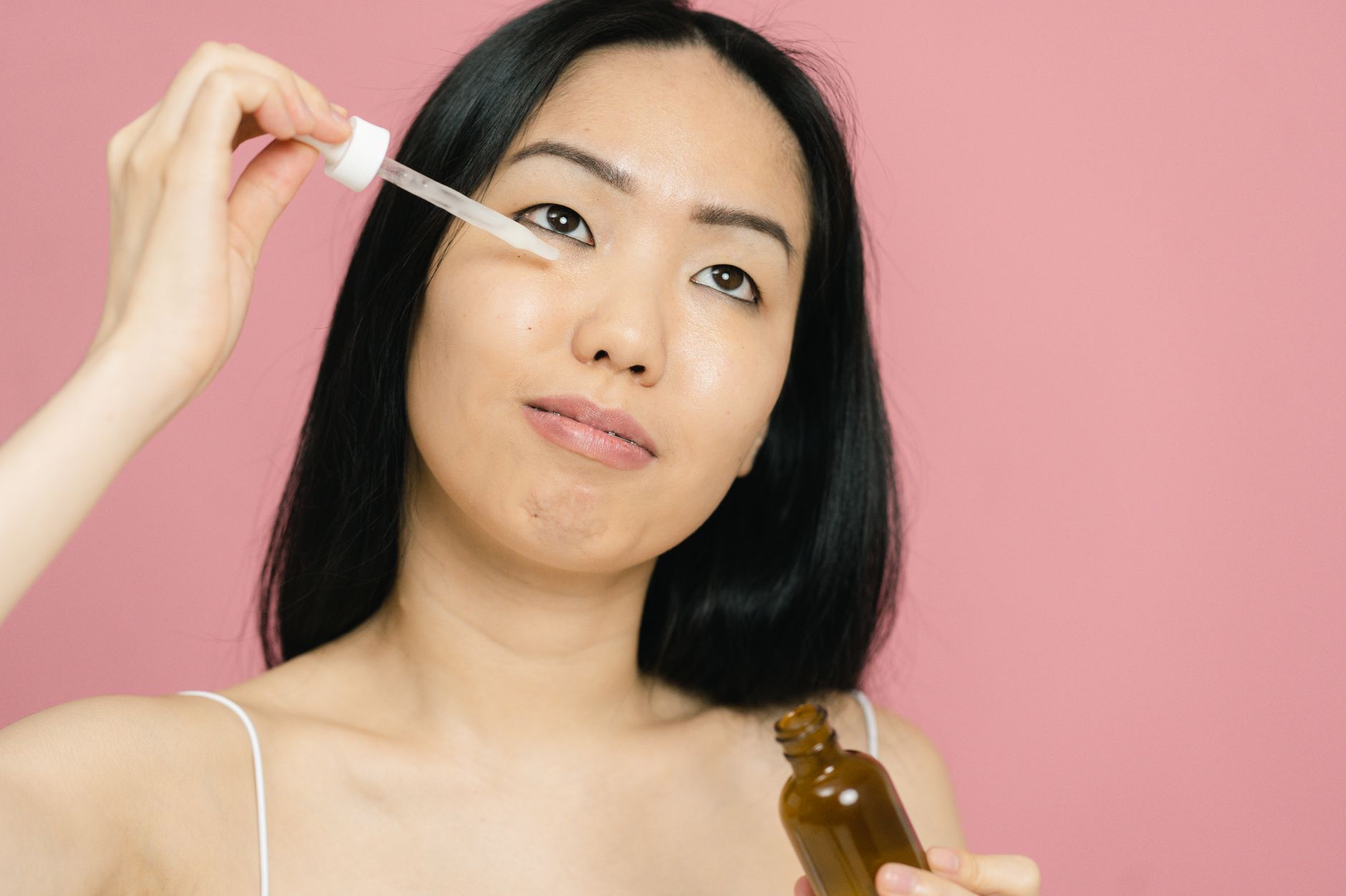 How to Use Retinol on Back Acne Without Irritation - Featured image