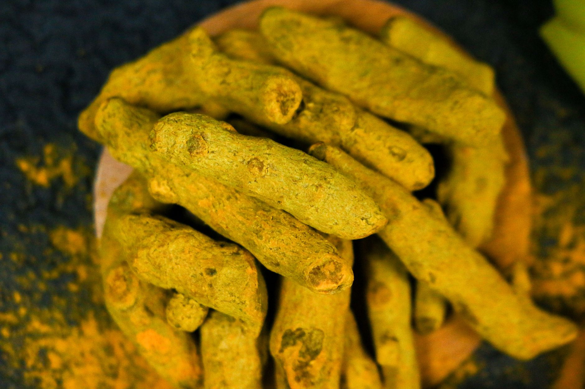 KORA's Turmeric Scrub and Acne Retinoids: What Should Sensitive Skin Consider? - Featured image