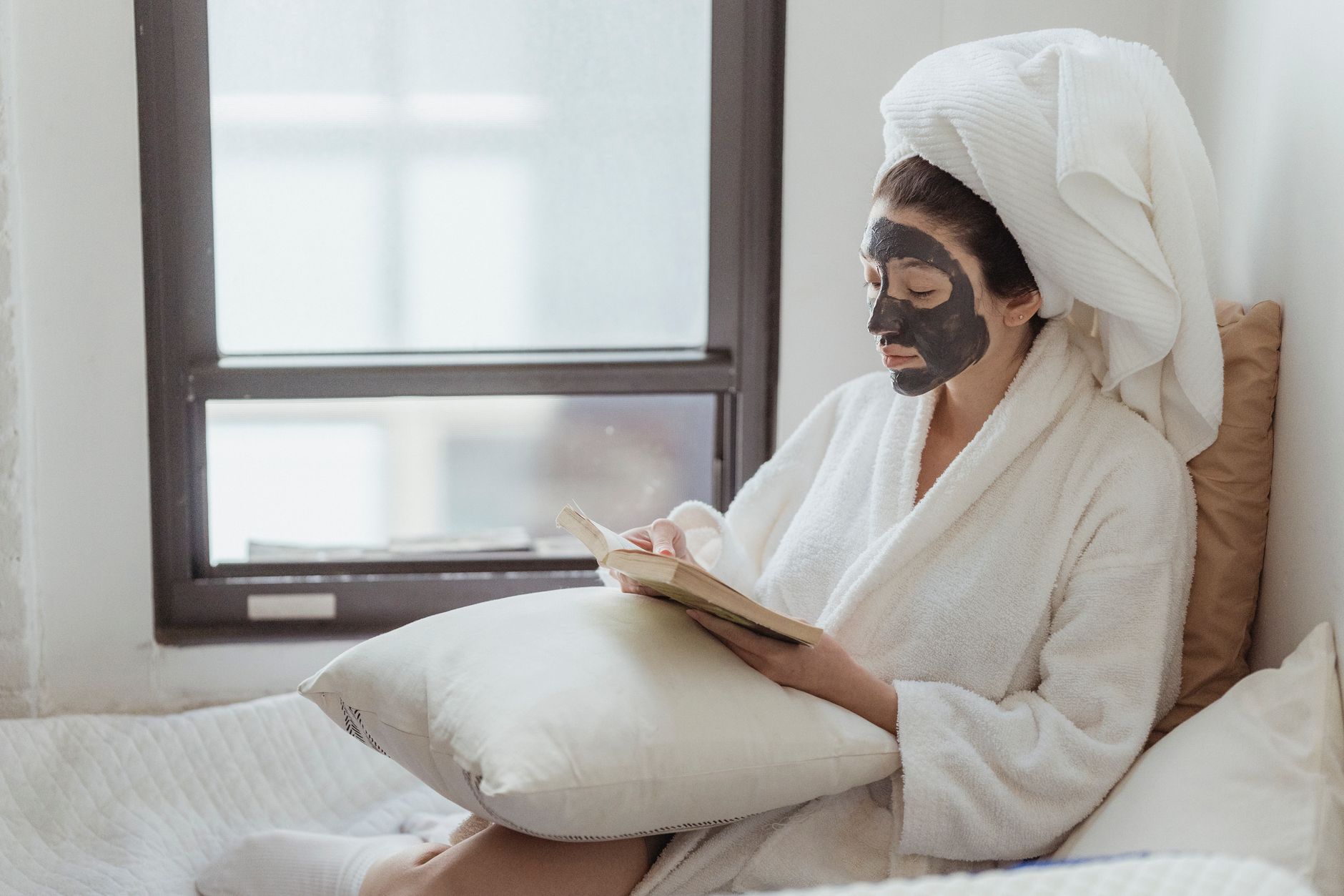 Mental Health Screening Questions Raised by 2026 Acne Research: A Source-Checked 2026 Briefing for Teens With Acne - Featured image