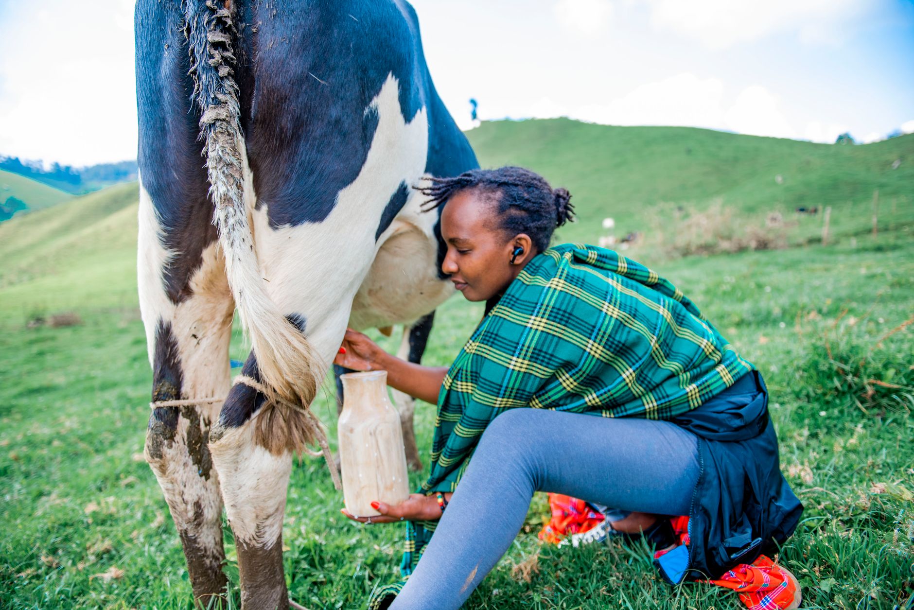 Milk, Dairy, and Acne Evidence Revisited in 2026: A Food and Breakout Tracking Plan for Teens With Acne - Featured image