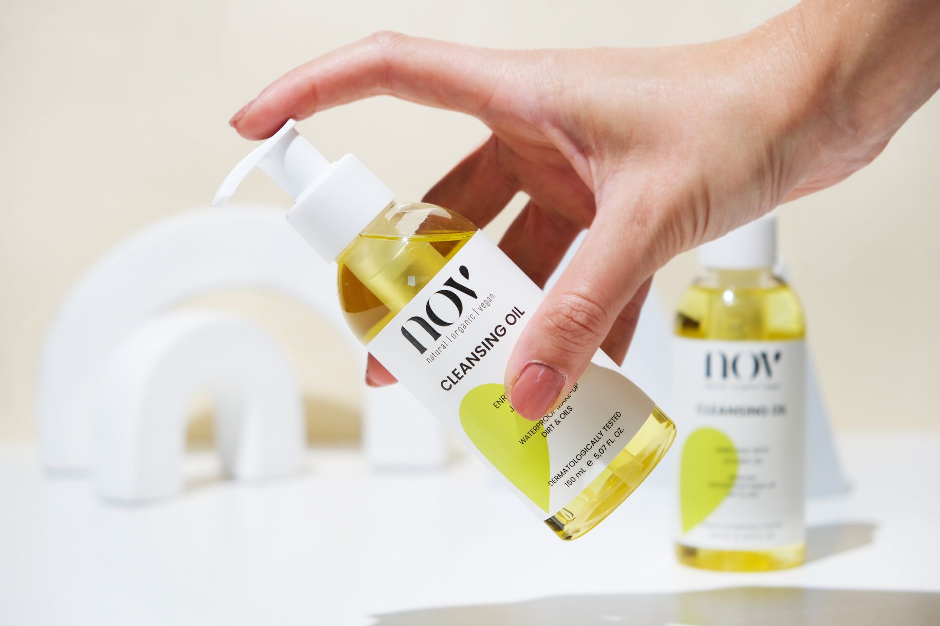 Oil Cleansing Acne Checklist: What to Track, Ask, and Verify - Featured image
