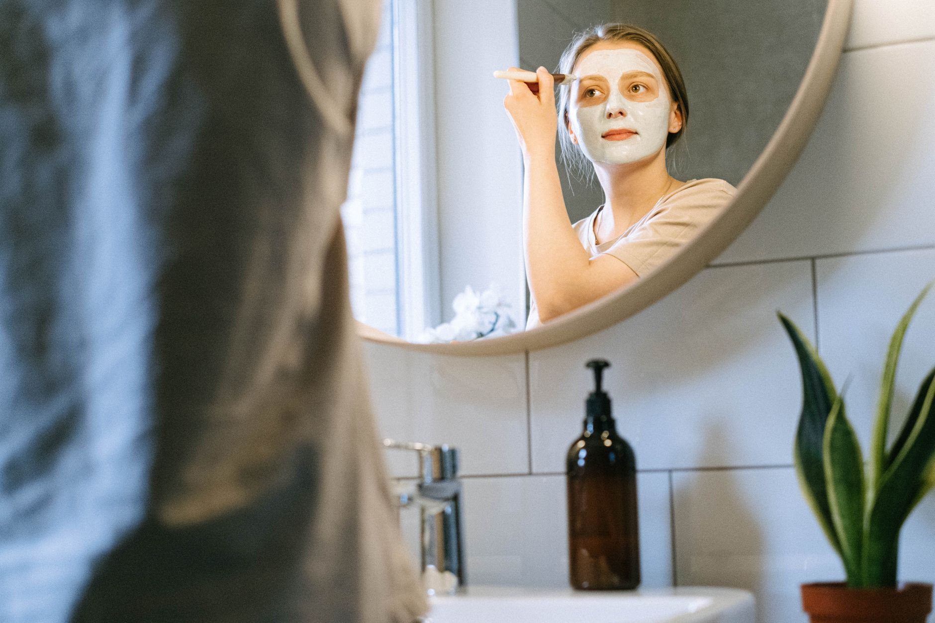 Planned Home Pregnancy Testing Under the 2026 iPLEDGE Changes: What the FDA Update Means for Adult Acne Patients - Featured image