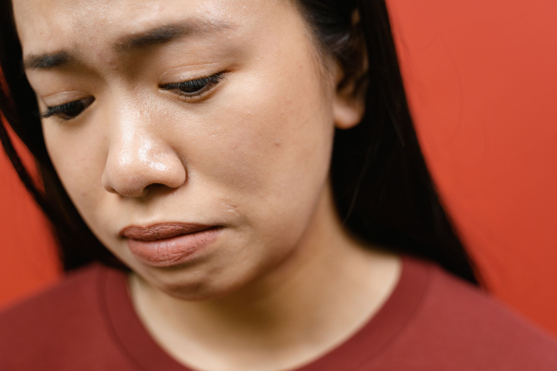 Underground Pimple: Benefits, Risks, and Questions for a Clinician - Featured image