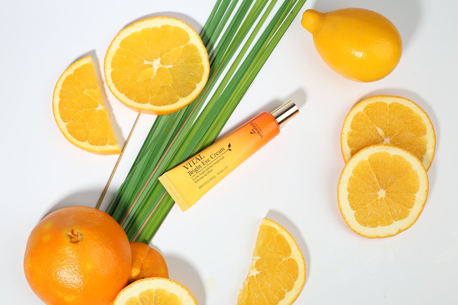 Vitamin C, Vitamin E, and Ferulic Acid After Acne Scar Laser in 2026: What Longer Follow-Up Must Show for People With Boxcar Acne Scars - Featured image