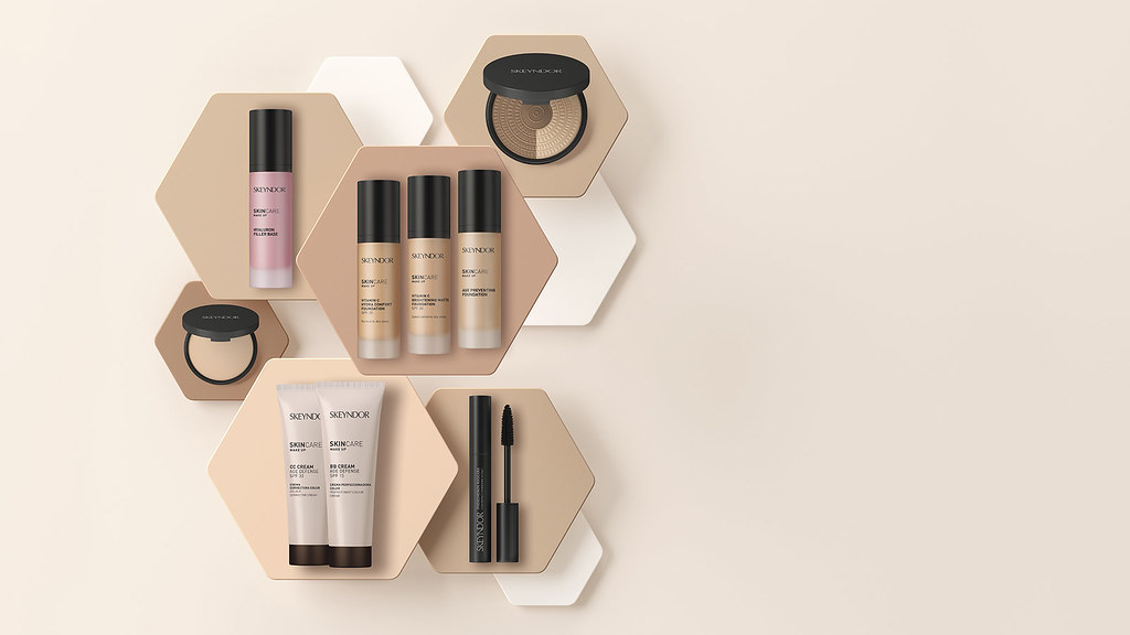Why Does My Acne Flare at the Same Time Every Month? - Featured image